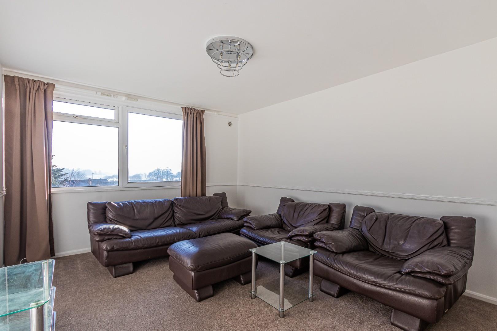 Lisvane Road, Llanishen — photograph 2
